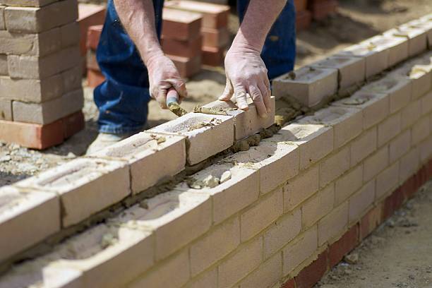 Best Concrete Retaining Walls in Lake Belvedere Estates, FL